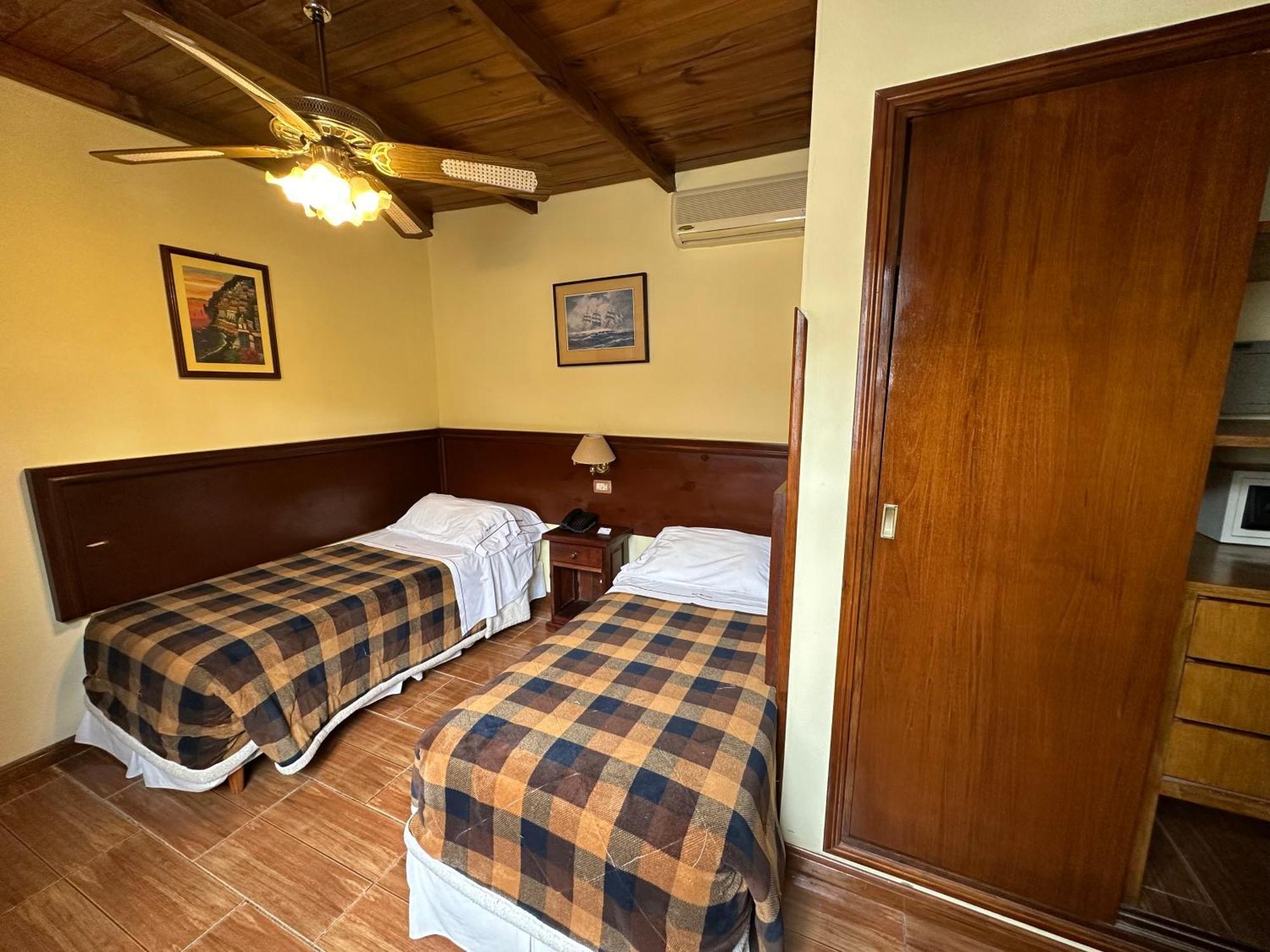 Hosteria Sirenuse Mar del Plata Esterno foto