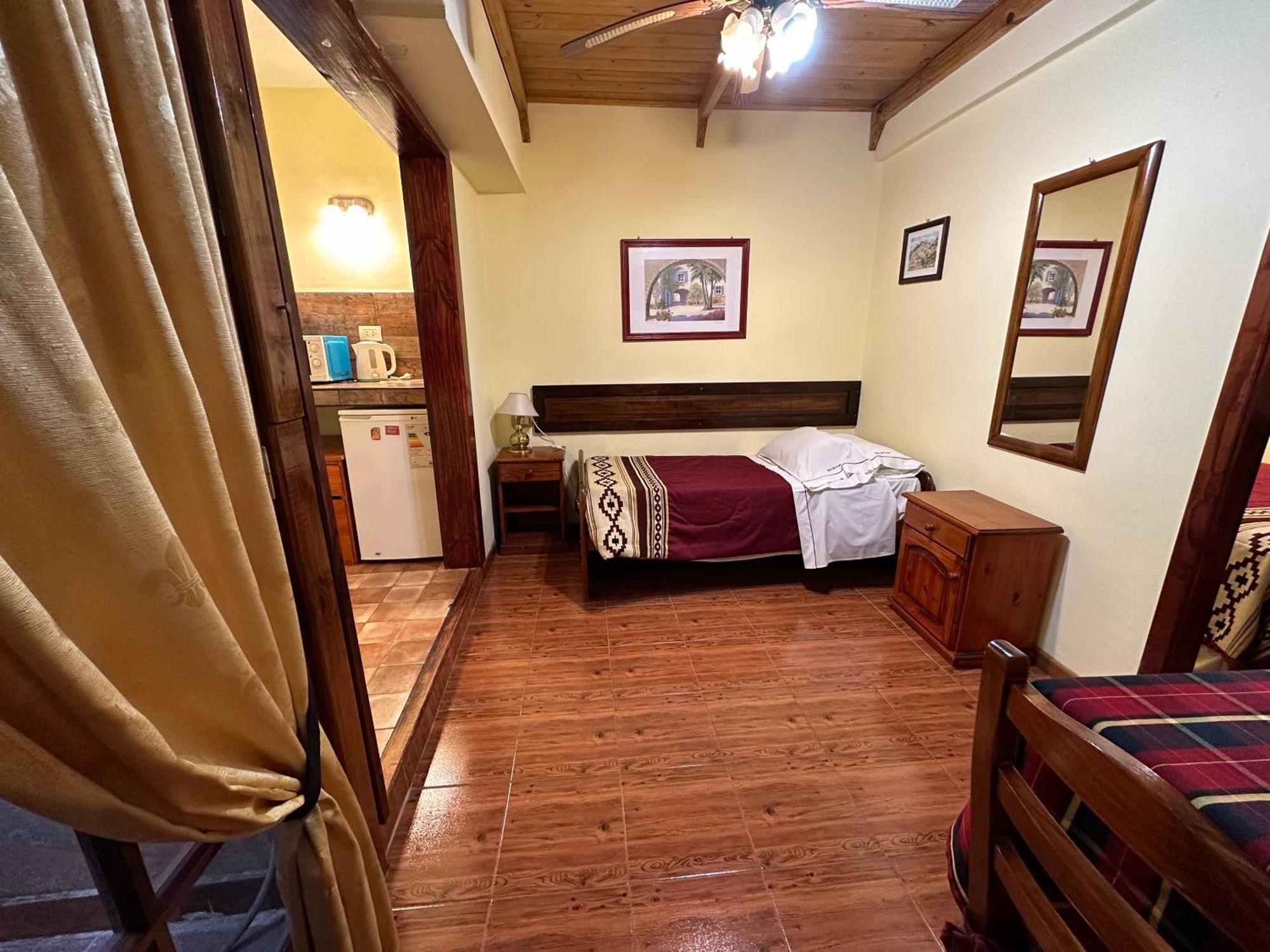 Hosteria Sirenuse Mar del Plata Esterno foto