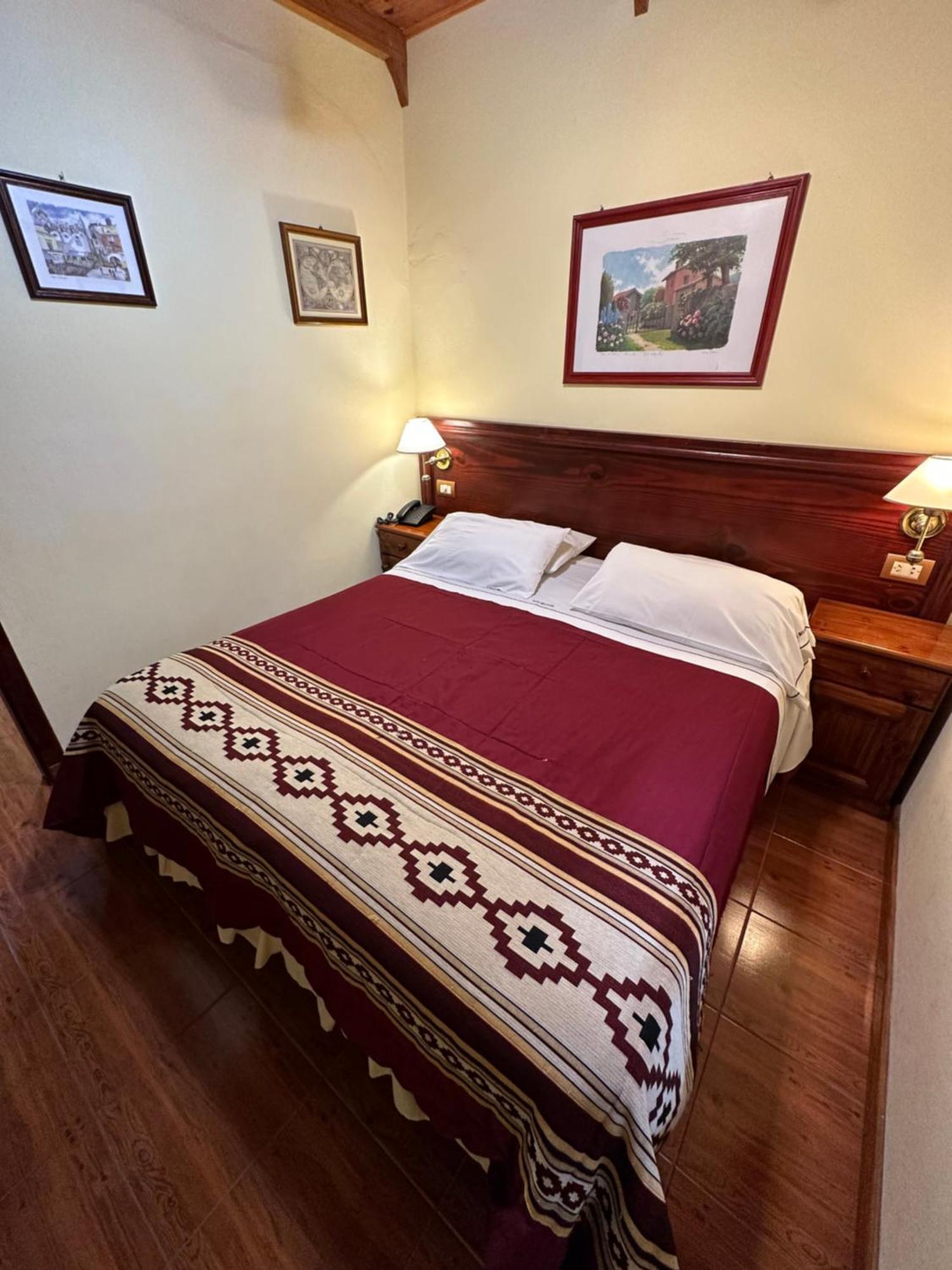 Hosteria Sirenuse Mar del Plata Esterno foto